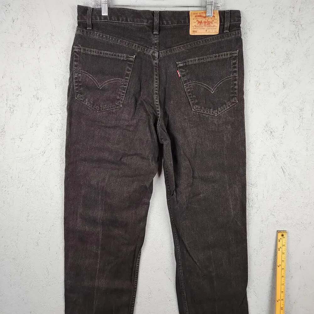 Levis measurements photos
